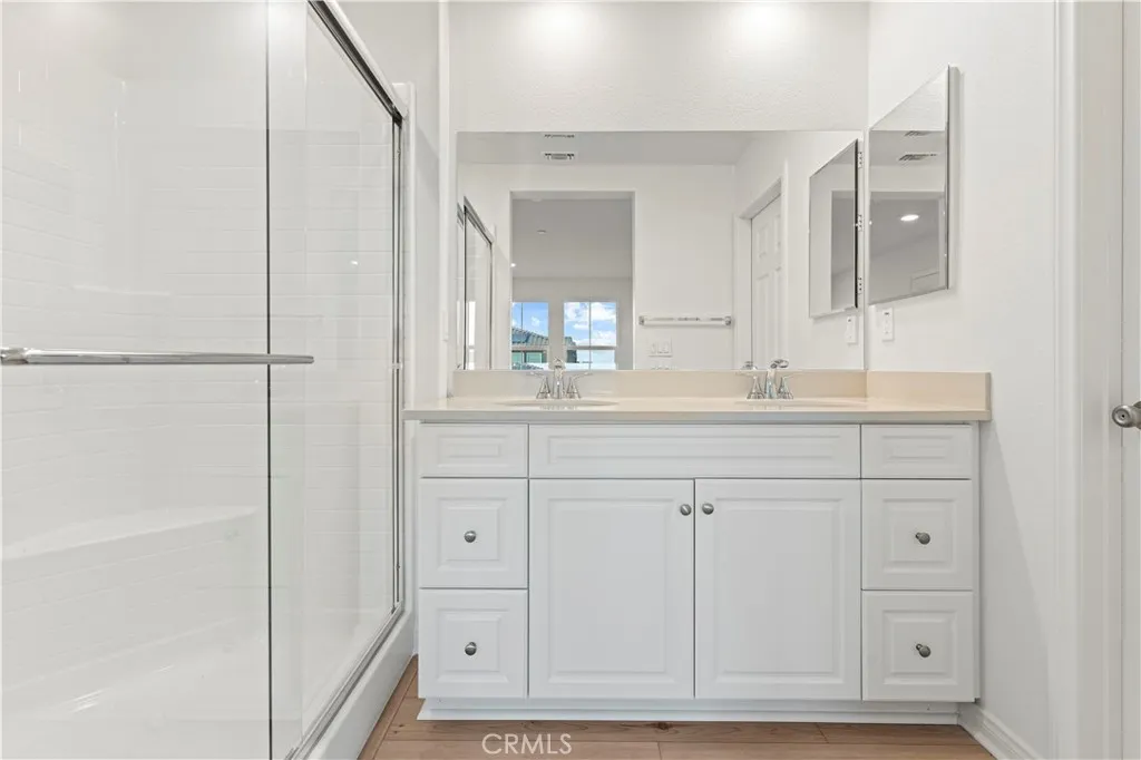 4214 S Laguna Avenue, Ontario, California 91761 home-pic-24