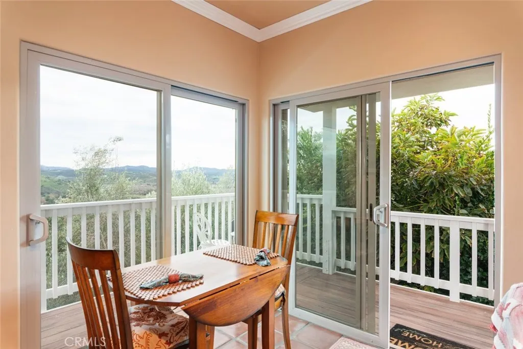 2328 Dos Lomas, Fallbrook, California 92028 home-pic-34