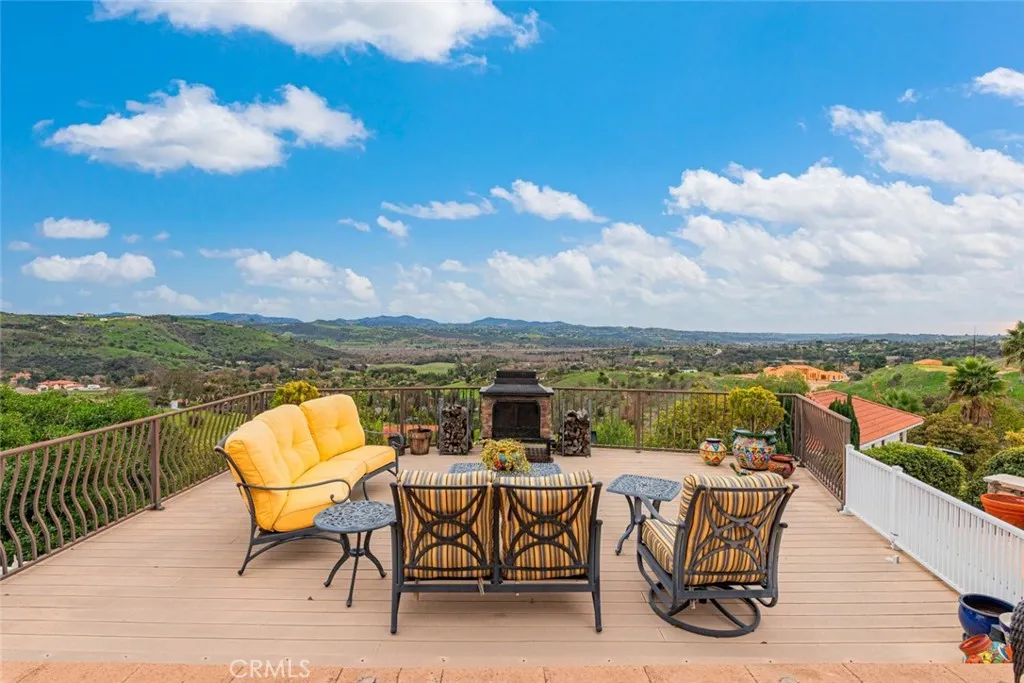 2328 Dos Lomas, Fallbrook, California 92028 home-pic-38