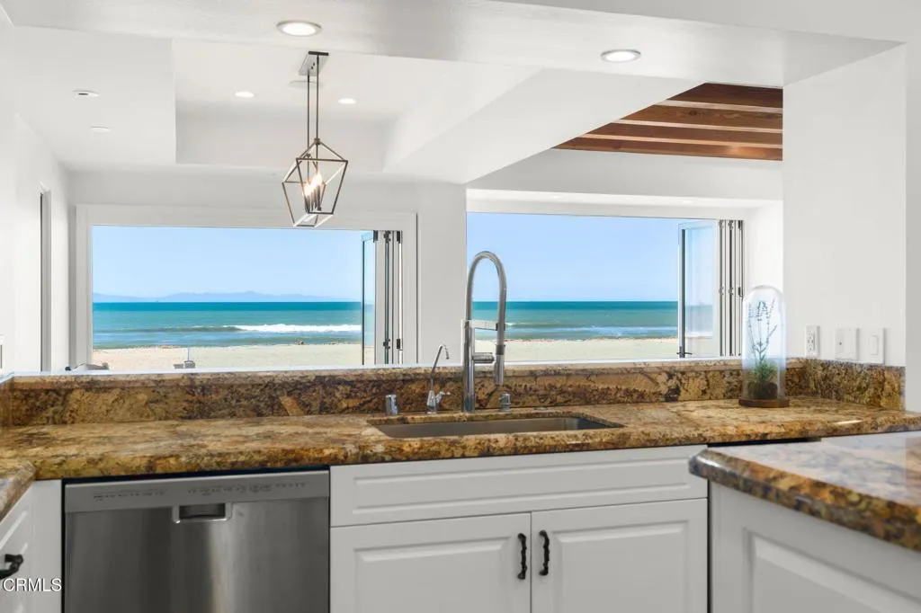 1417 Marine Way, Oxnard, California 93035 home-pic-9