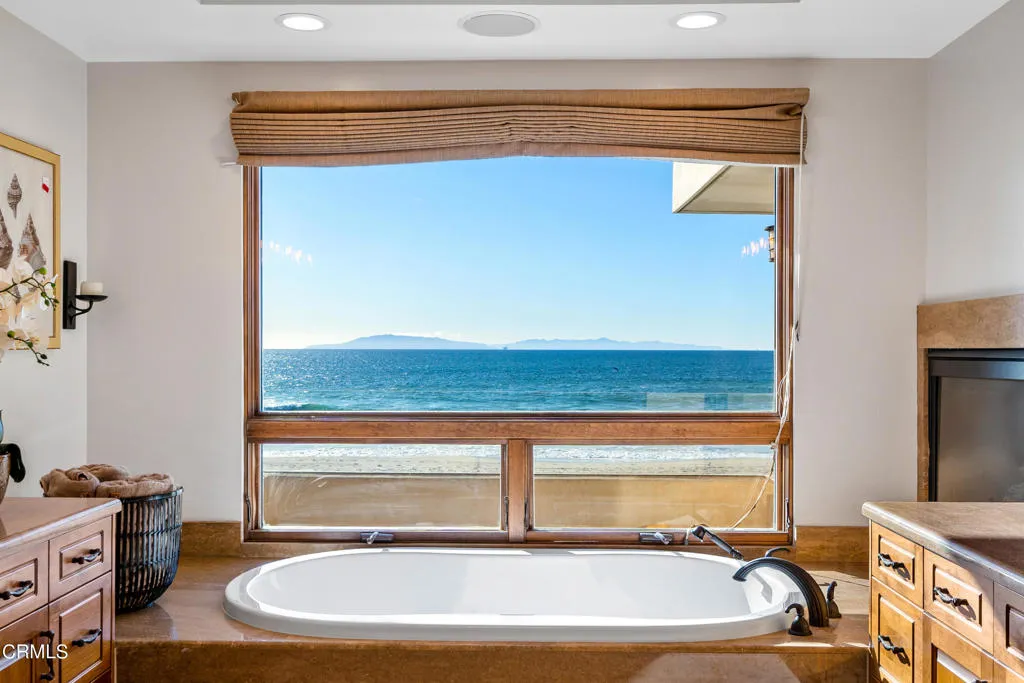 1417 Marine Way, Oxnard, California 93035 home-pic-39