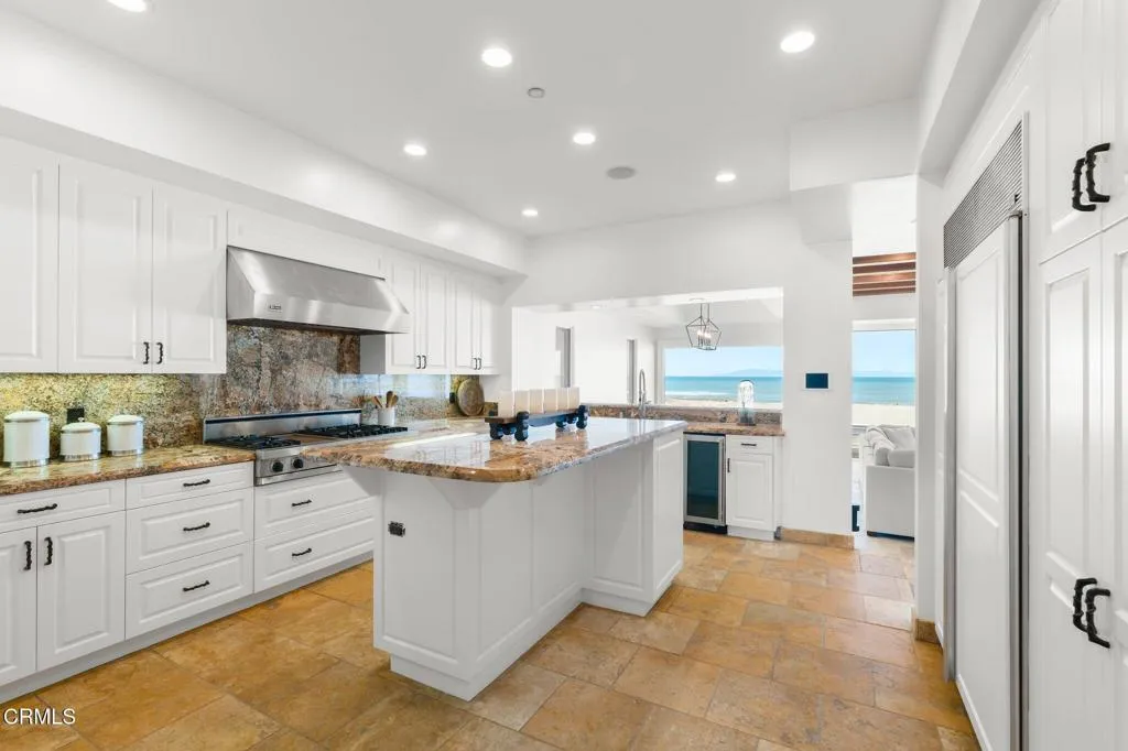 1417 Marine Way, Oxnard, California 93035 home-pic-8