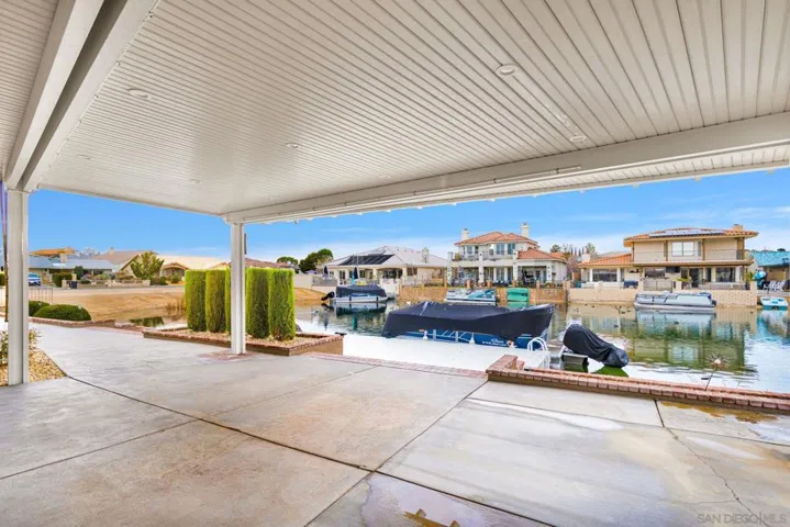 14492 Mast Lane, Helendale, California 92342