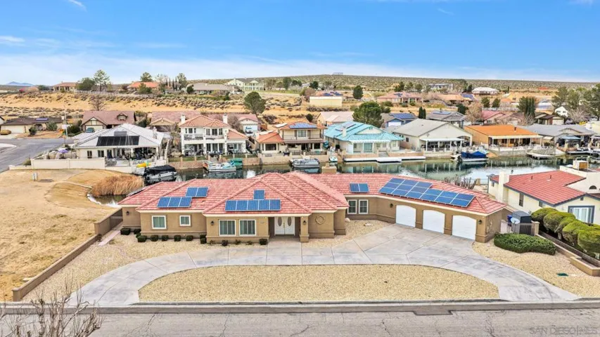 14492 Mast Lane, Helendale, California 92342