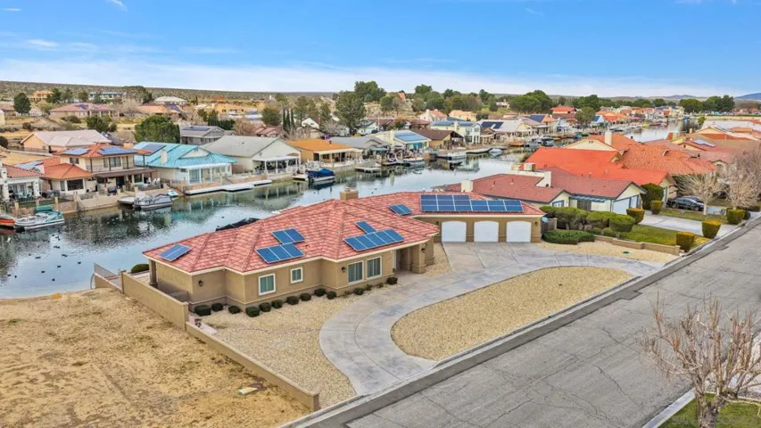 14492 Mast Lane, Helendale, California 92342