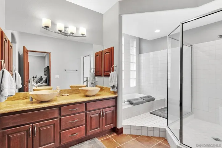 14492 Mast Lane, Helendale, California 92342