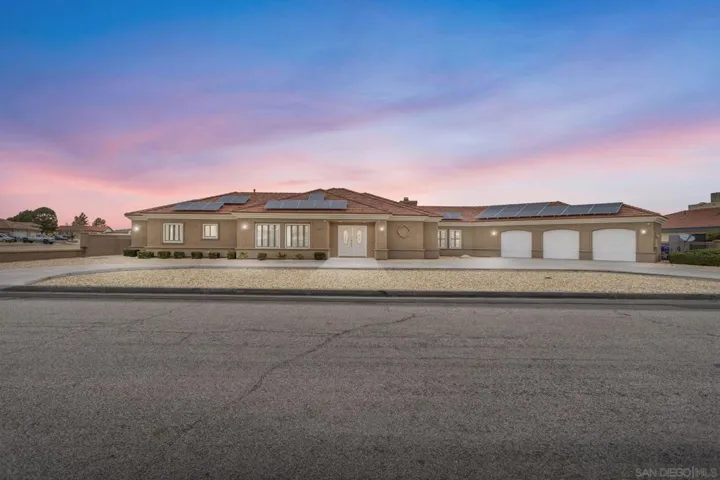 14492 Mast Lane, Helendale, California 92342