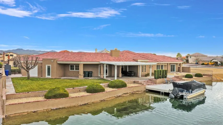 14492 Mast Lane, Helendale, California 92342