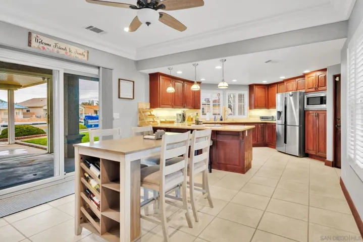 14492 Mast Lane, Helendale, California 92342