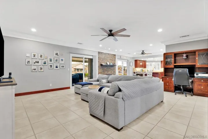 14492 Mast Lane, Helendale, California 92342