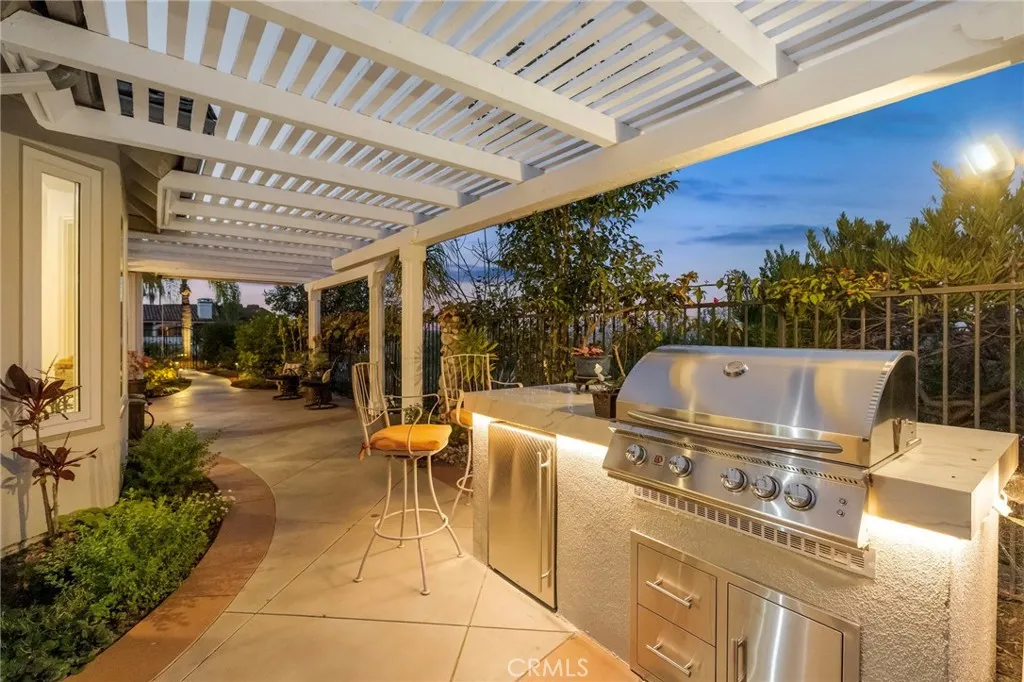 25702 Nellie Gail, Laguna Hills, California 92653 home-pic-47