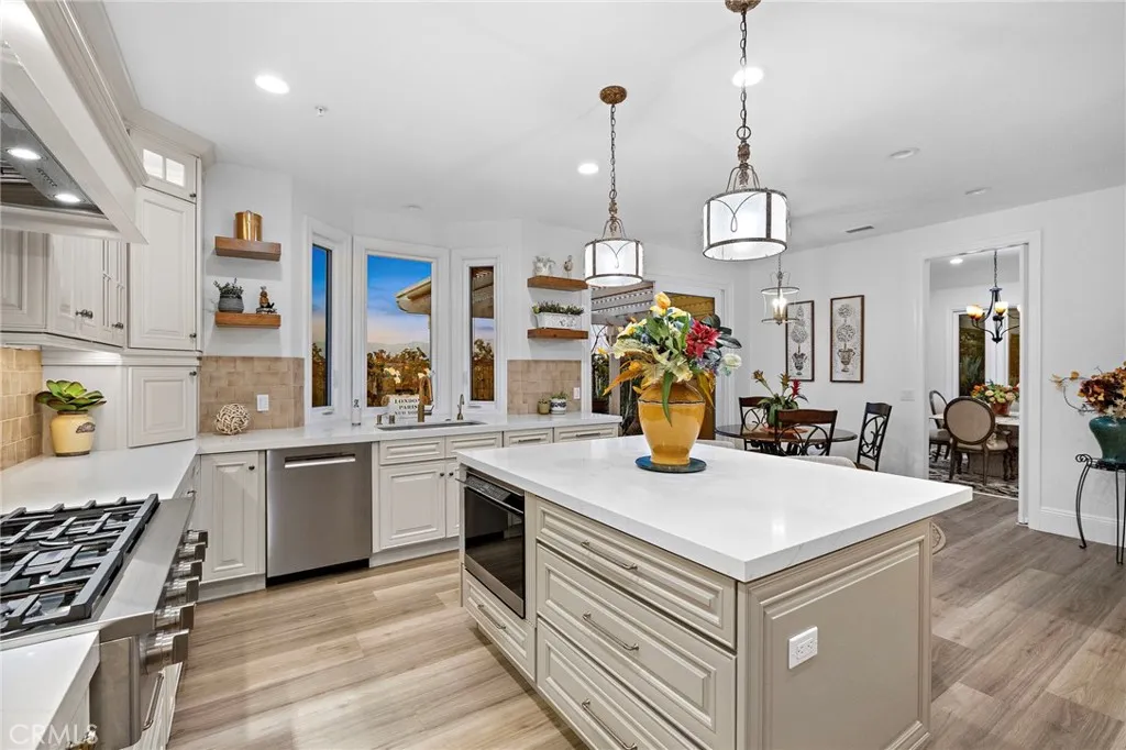 25702 Nellie Gail, Laguna Hills, California 92653 home-pic-18