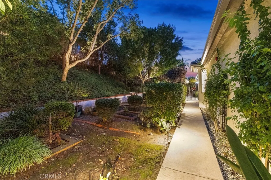 25702 Nellie Gail, Laguna Hills, California 92653 home-pic-35