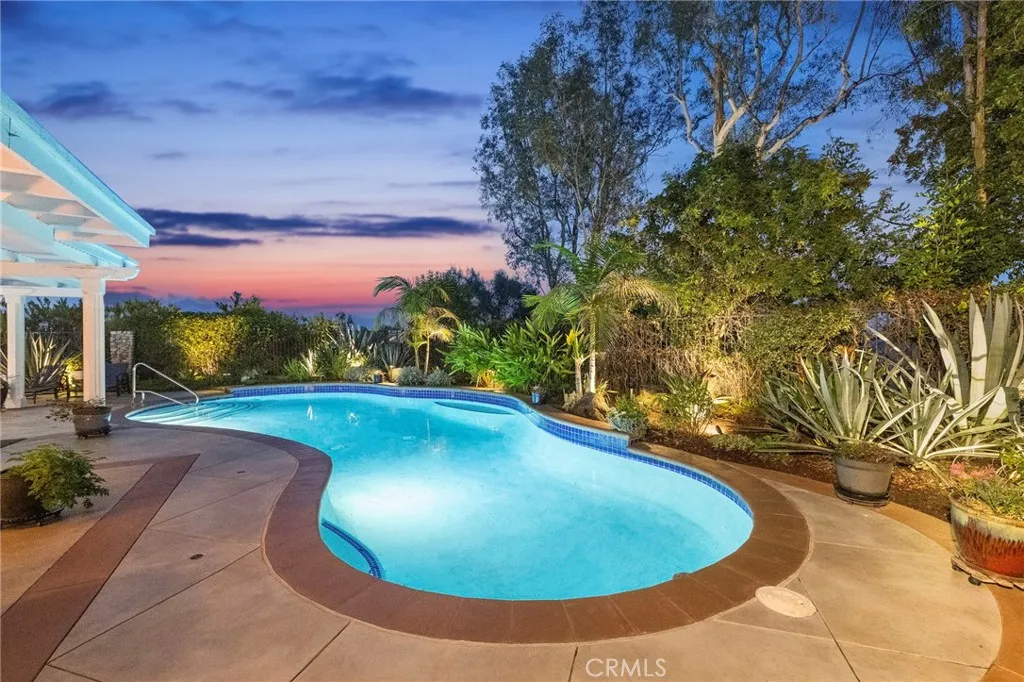 25702 Nellie Gail, Laguna Hills, California 92653 home-pic-25