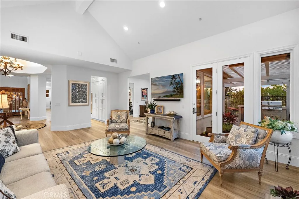 25702 Nellie Gail, Laguna Hills, California 92653 home-pic-9