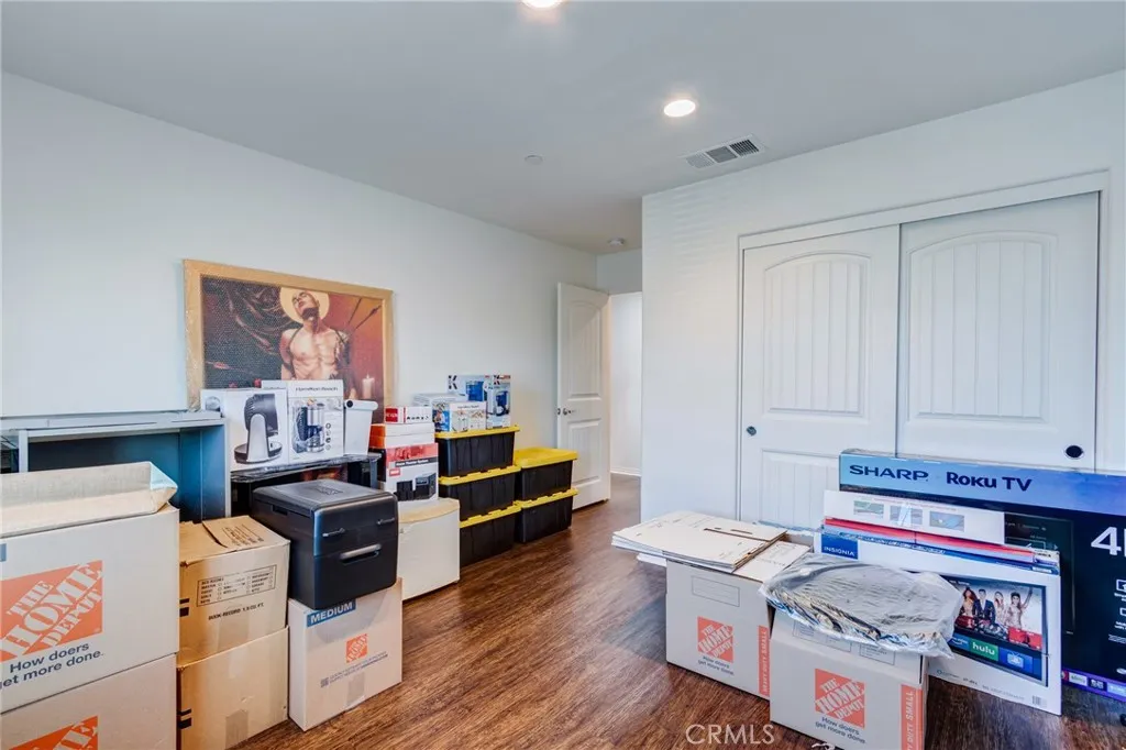 28667 Clearview Street, Murrieta, California 92563 home-pic-36
