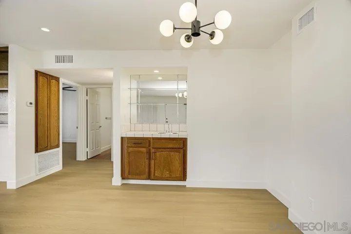 1263 Robinson Ave. #1, San Diego, California 92103