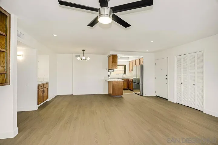 1263 Robinson Ave. #1, San Diego, California 92103