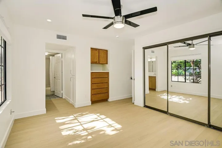 1263 Robinson Ave. #1, San Diego, California 92103