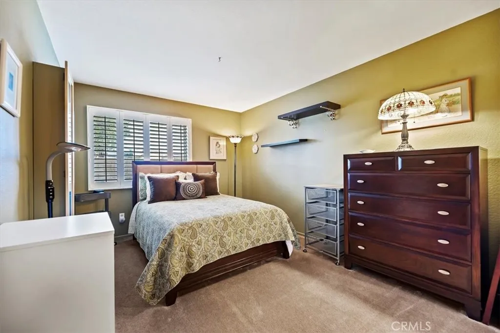 6934 Fremontia, Fontana, California 92336 home-pic-15