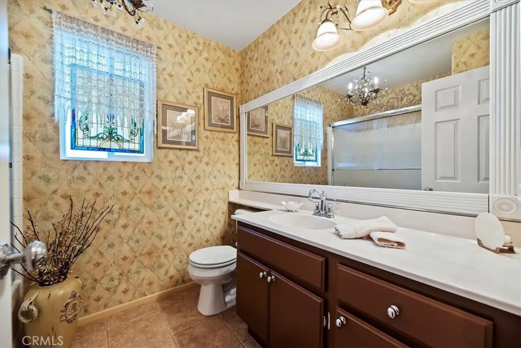 6934 Fremontia, Fontana, California 92336 home-pic-16