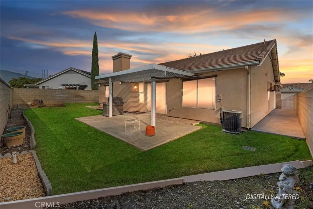 6934 Fremontia, Fontana, California 92336 home-pic-2