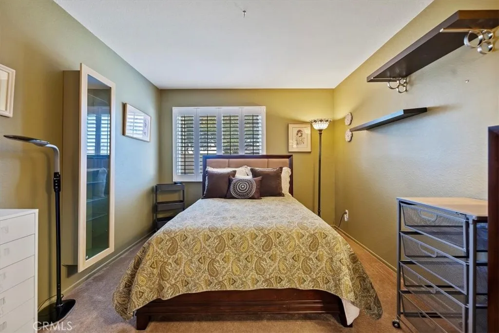 6934 Fremontia, Fontana, California 92336 home-pic-14
