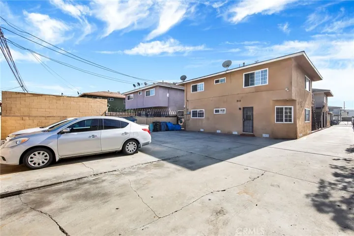 4351 W 142nd, Hawthorne, California 90250