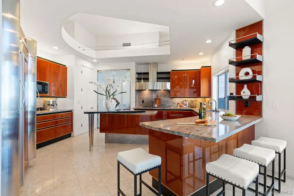 9629 Misty Meadow Lane, Escondido, California 92026 home-pic-6
