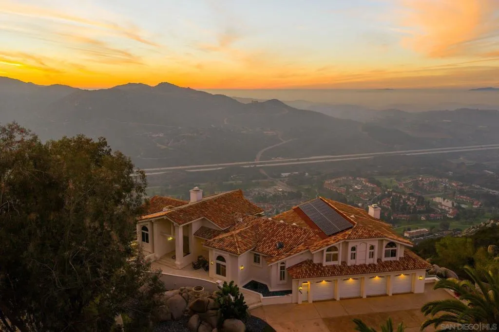 9629 Misty Meadow Lane, Escondido, California 92026 home-pic-34