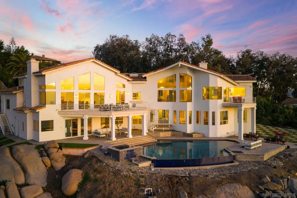 9629 Misty Meadow Lane, Escondido, California 92026 home-pic-35