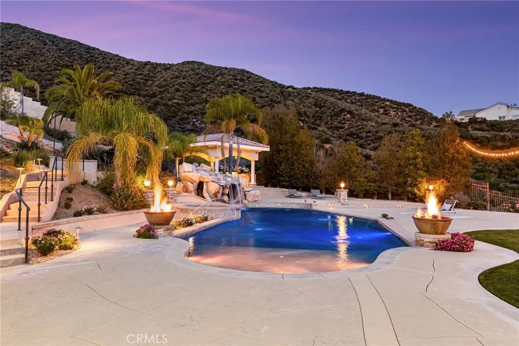 475 W 26th Street, Upland, California 91784 home-pic-20