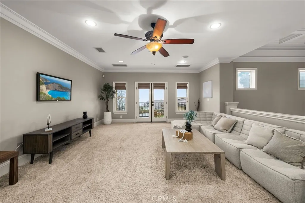 475 W 26th Street, Upland, California 91784 home-pic-64