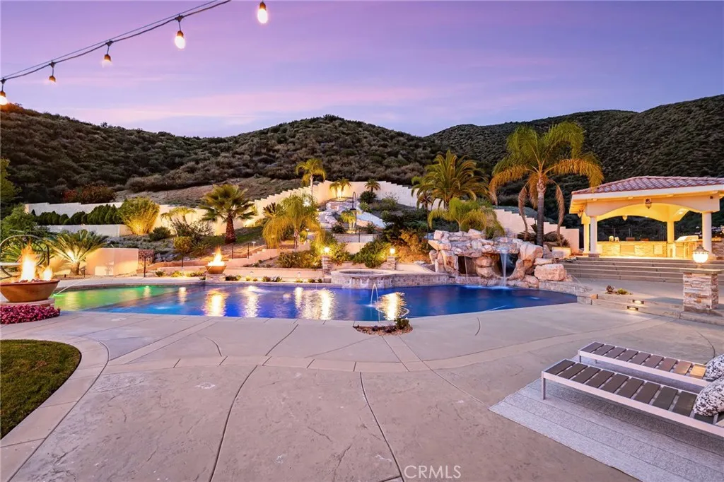 475 W 26th Street, Upland, California 91784 home-pic-13