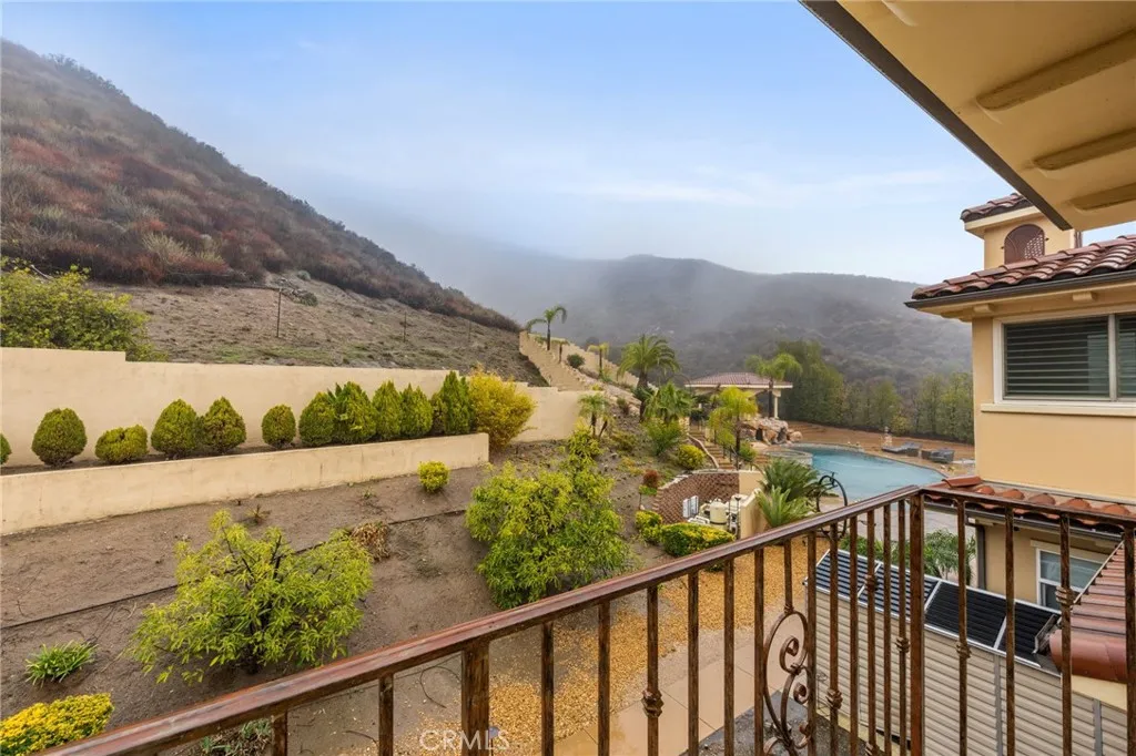 475 W 26th Street, Upland, California 91784 home-pic-72