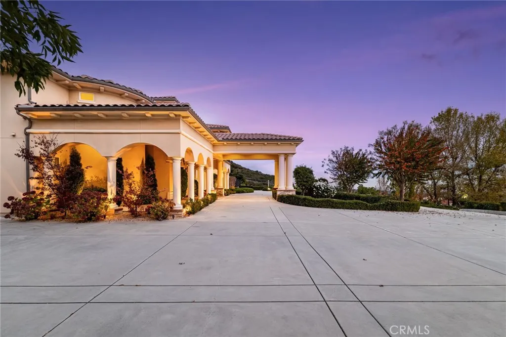 475 W 26th Street, Upland, California 91784 home-pic-9