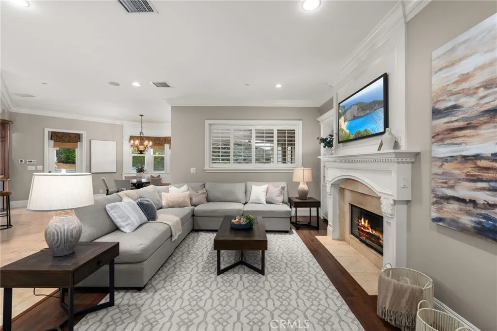 475 W 26th Street, Upland, California 91784 home-pic-43