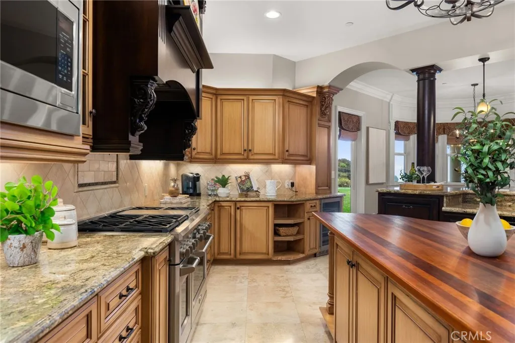 475 W 26th Street, Upland, California 91784 home-pic-50
