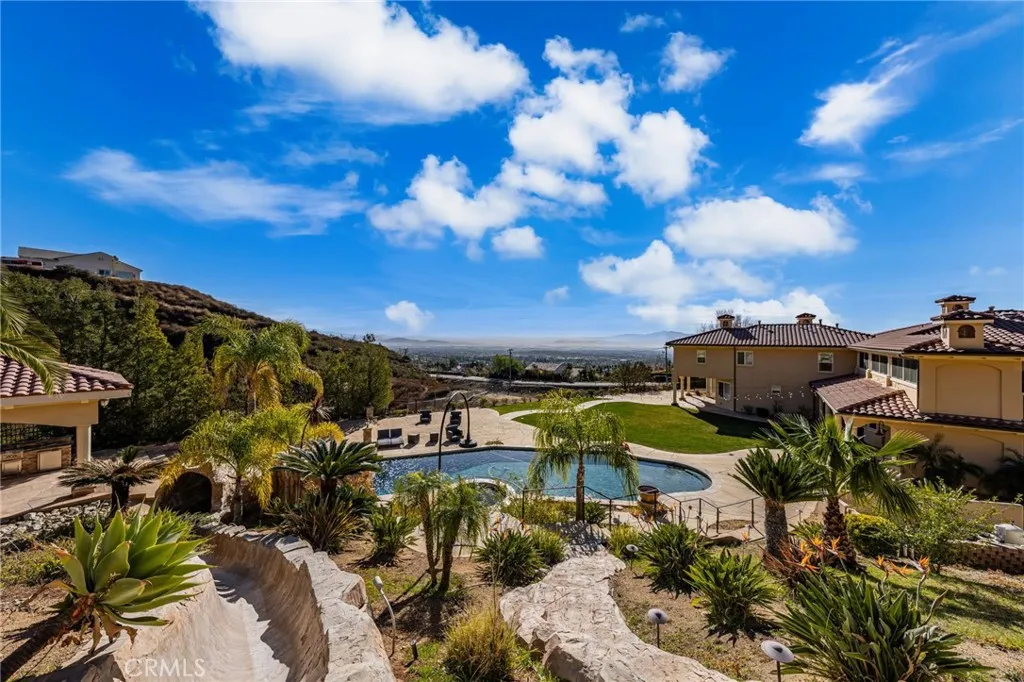 475 W 26th Street, Upland, California 91784 home-pic-75