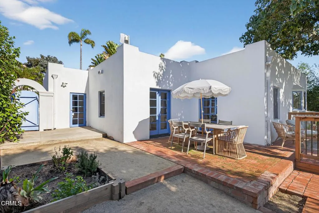 1684 Poli Street, Ventura, California 93001 home-pic-28