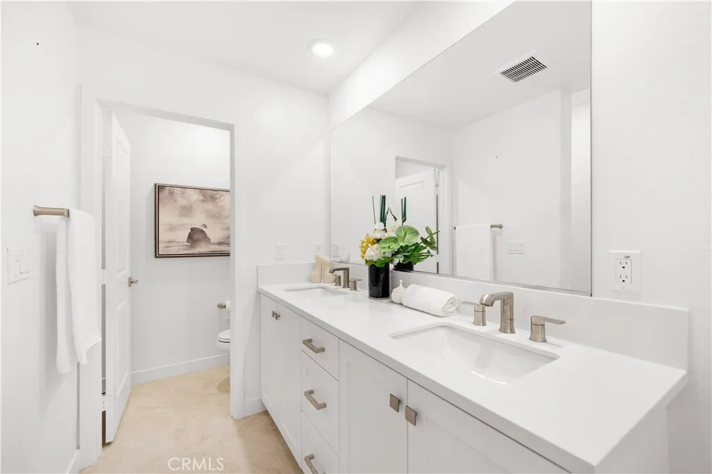 102 Culture, Irvine, California 92618 home-pic-21