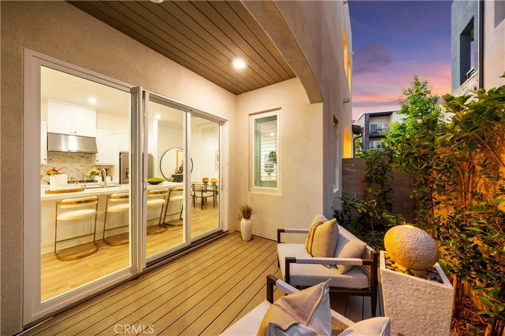 102 Culture, Irvine, California 92618 home-pic-14