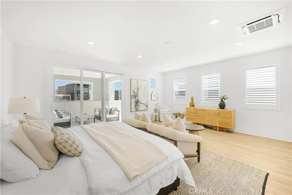 102 Culture, Irvine, California 92618 home-pic-27