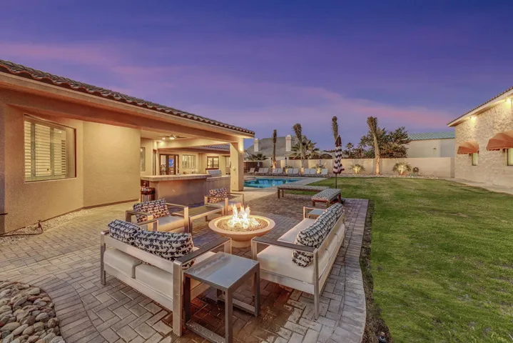 13 FIREPIT MLS