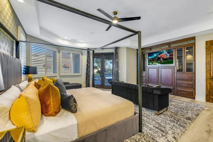 48 MASTER BED MLS