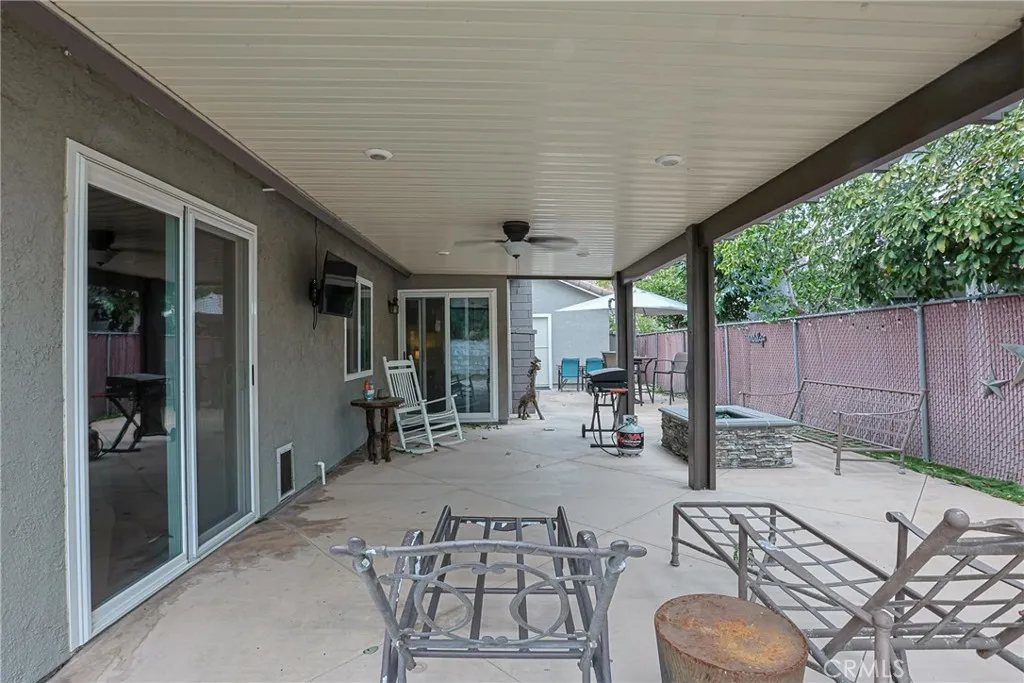 14125 Green Vista, Fontana, California 92337 home-pic-39