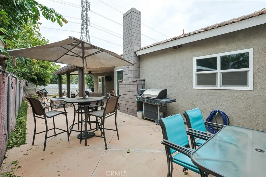 14125 Green Vista, Fontana, California 92337 home-pic-32