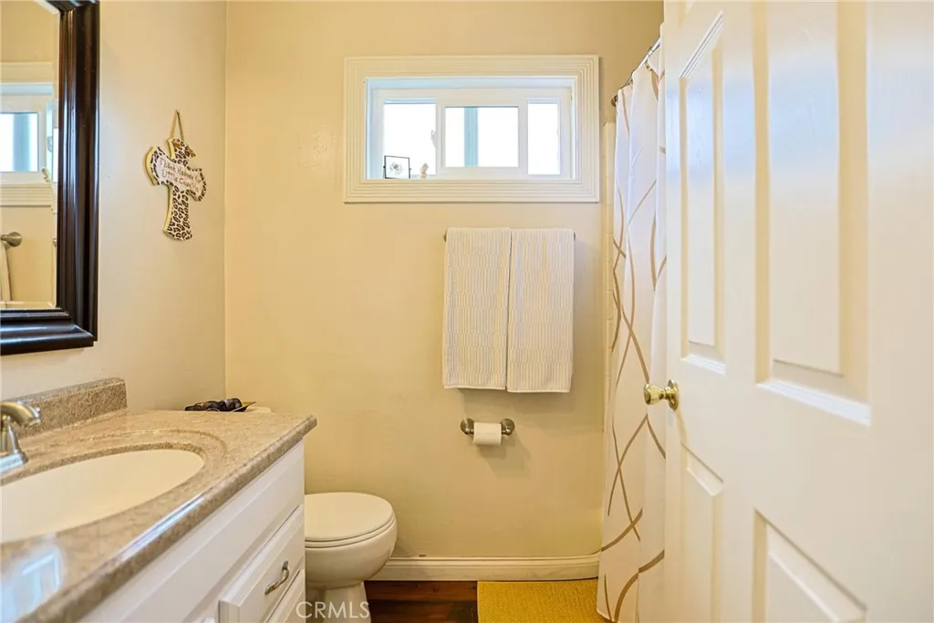 14125 Green Vista, Fontana, California 92337 home-pic-23