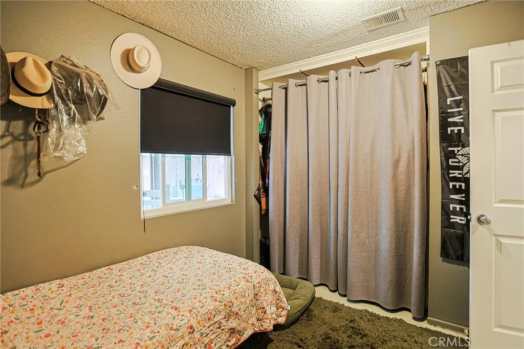 14125 Green Vista, Fontana, California 92337 home-pic-25