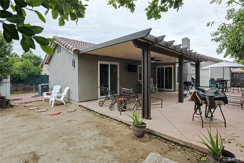 14125 Green Vista, Fontana, California 92337 home-pic-35
